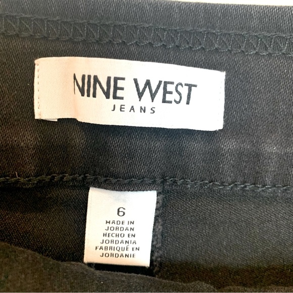 Nine West Heidi Pull-On Straight Leg Black Jean Size 6 - Picture 4 of 9